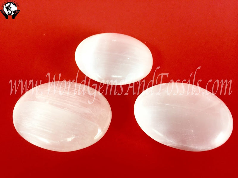 Selenite Palm Stone White 35-42 mm   Box/150Pcs