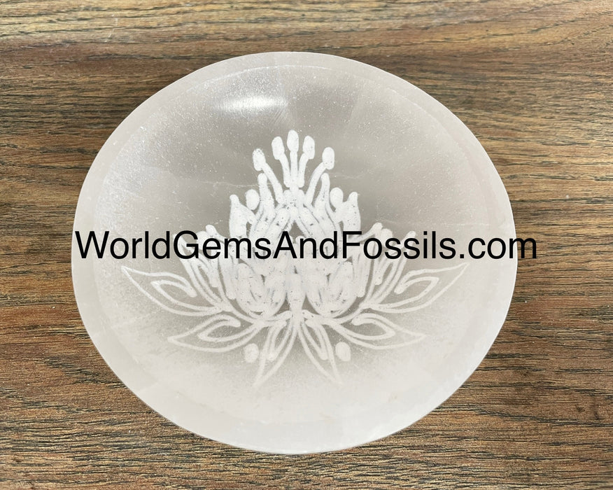 4" Selenite Bowl With Lotus Flower Engraving Box/40Pcs