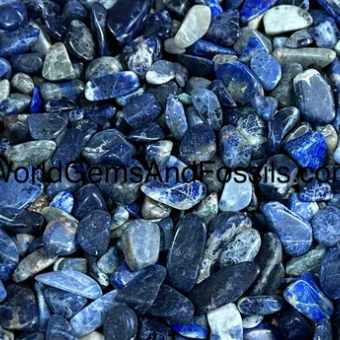 How to Choose the Right Chip Stones for Your Store’s Aesthetic