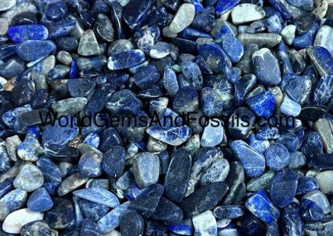 How to Choose the Right Chip Stones for Your Store’s Aesthetic