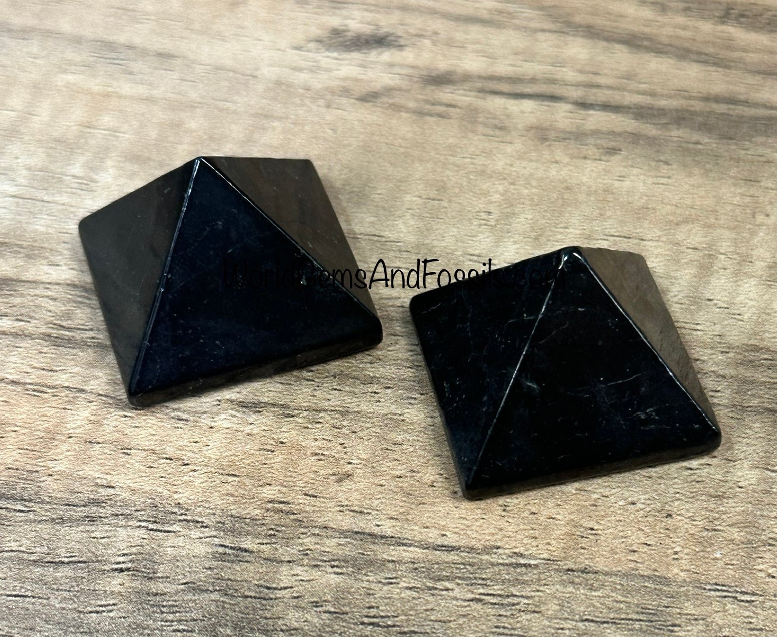 5.5 cm Shungite Pyramids