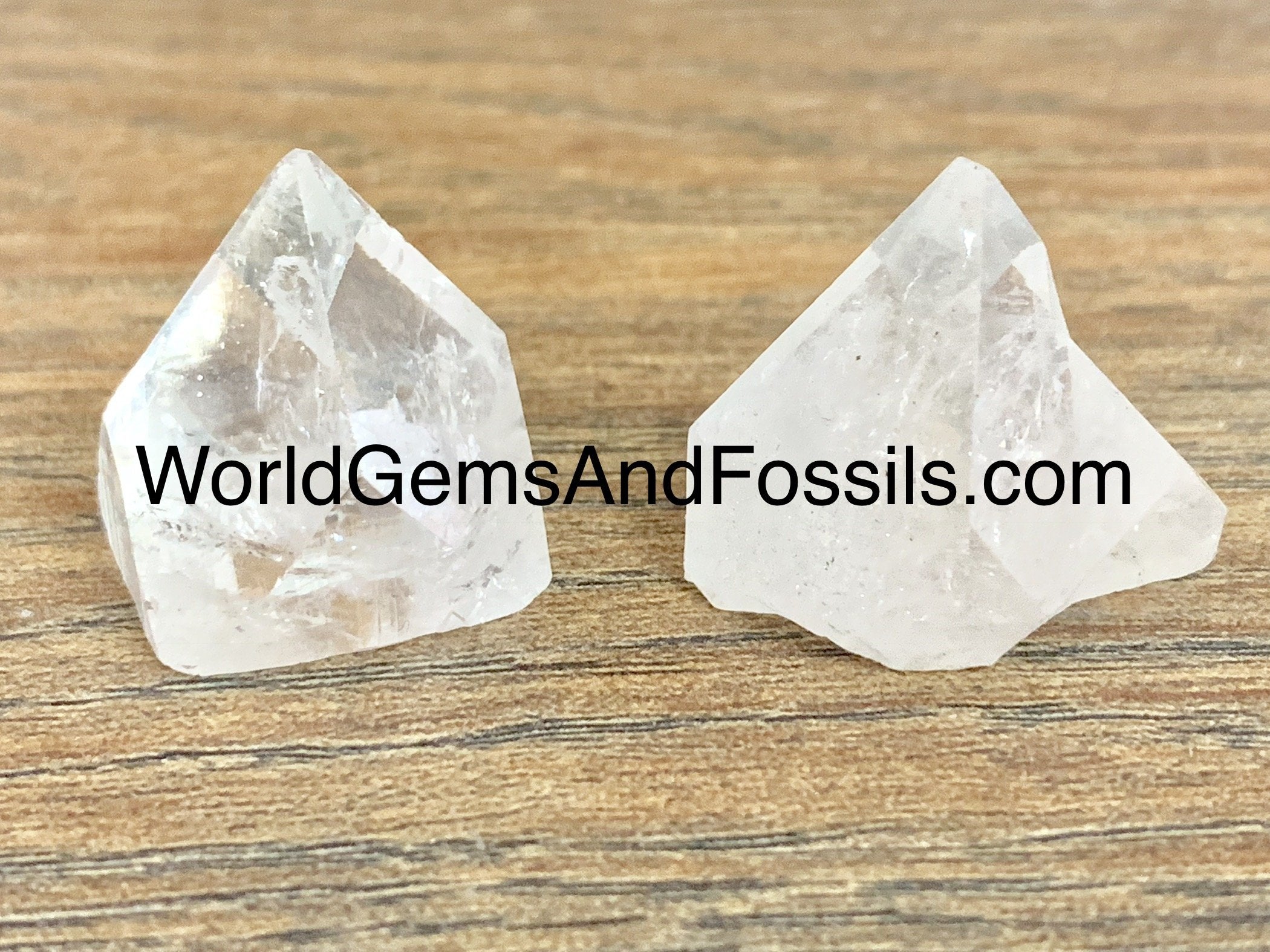 Apophyllite Points
